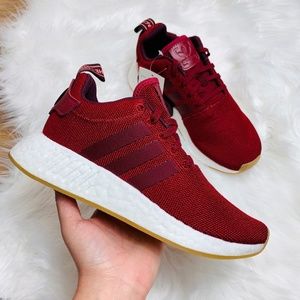 nmd r2 collegiate burgundy